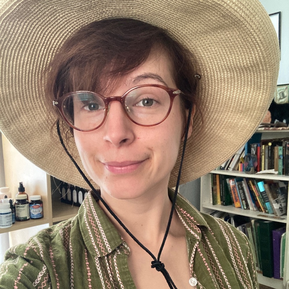 Meet your Posher, Tayler